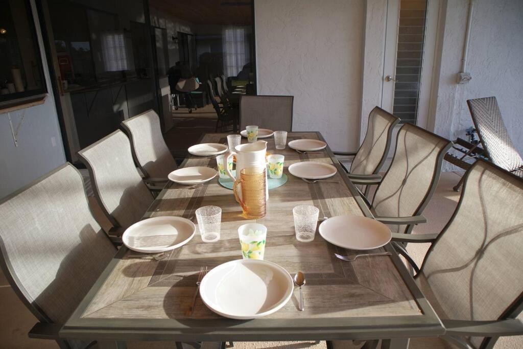 Cozy Retreat, Heated Pool, Water Canal, Bikes,3 Bedroom Кейп-Корал Экстерьер фото