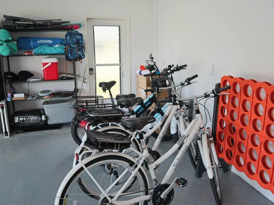 Cozy Retreat, Heated Pool, Water Canal, Bikes,3 Bedroom Кейп-Корал Экстерьер фото