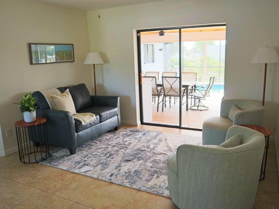 Cozy Retreat, Heated Pool, Water Canal, Bikes,3 Bedroom Кейп-Корал Экстерьер фото