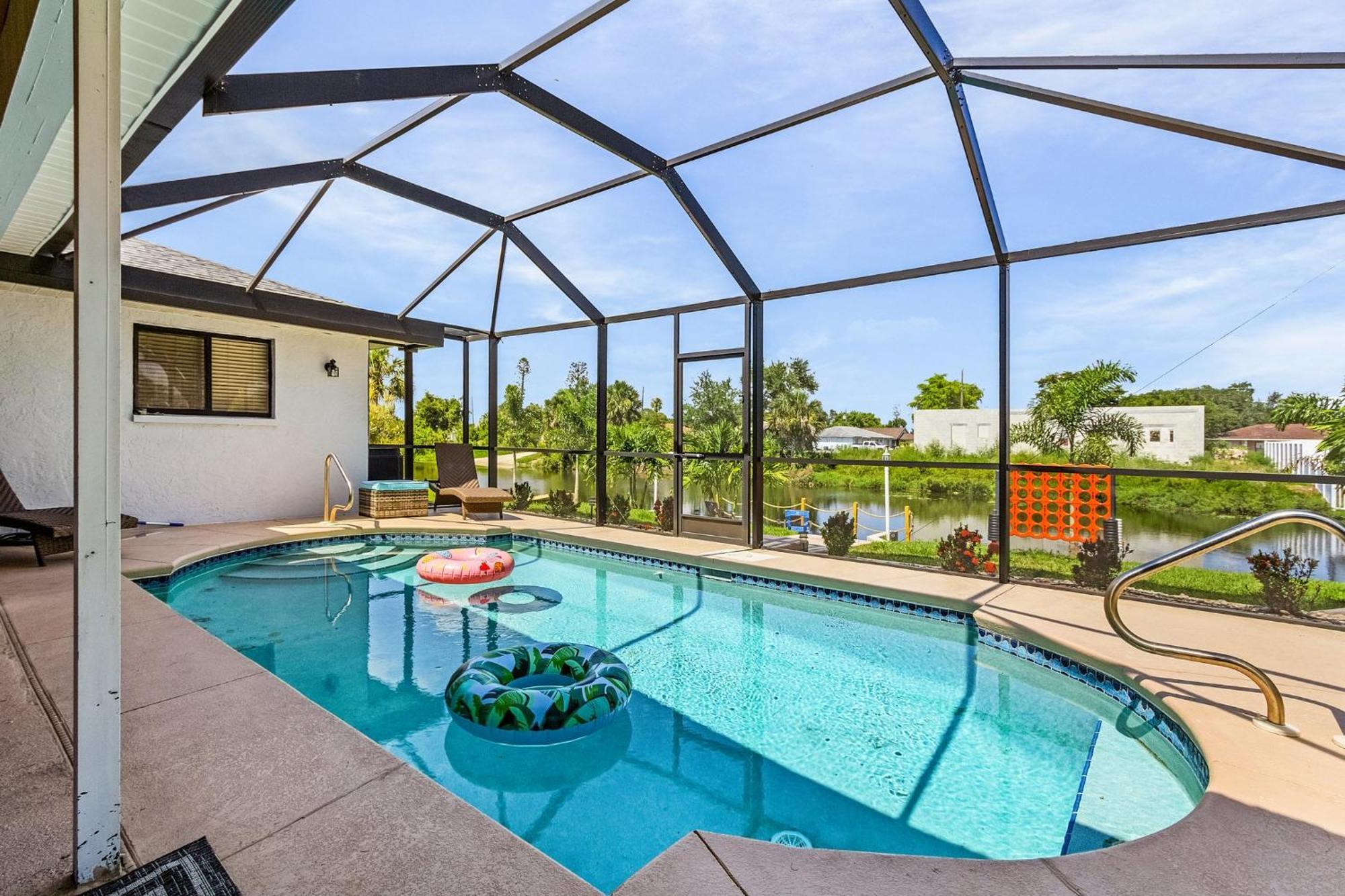 Cozy Retreat, Heated Pool, Water Canal, Bikes,3 Bedroom Кейп-Корал Экстерьер фото